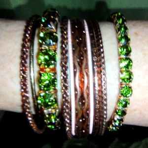 Vintage Bangles Bangles and more Bangles Grab bag